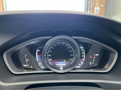 2016 Volvo V40