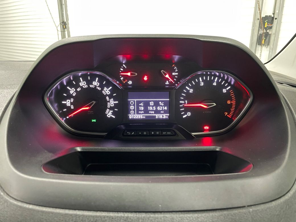 2024 Peugeot Partner