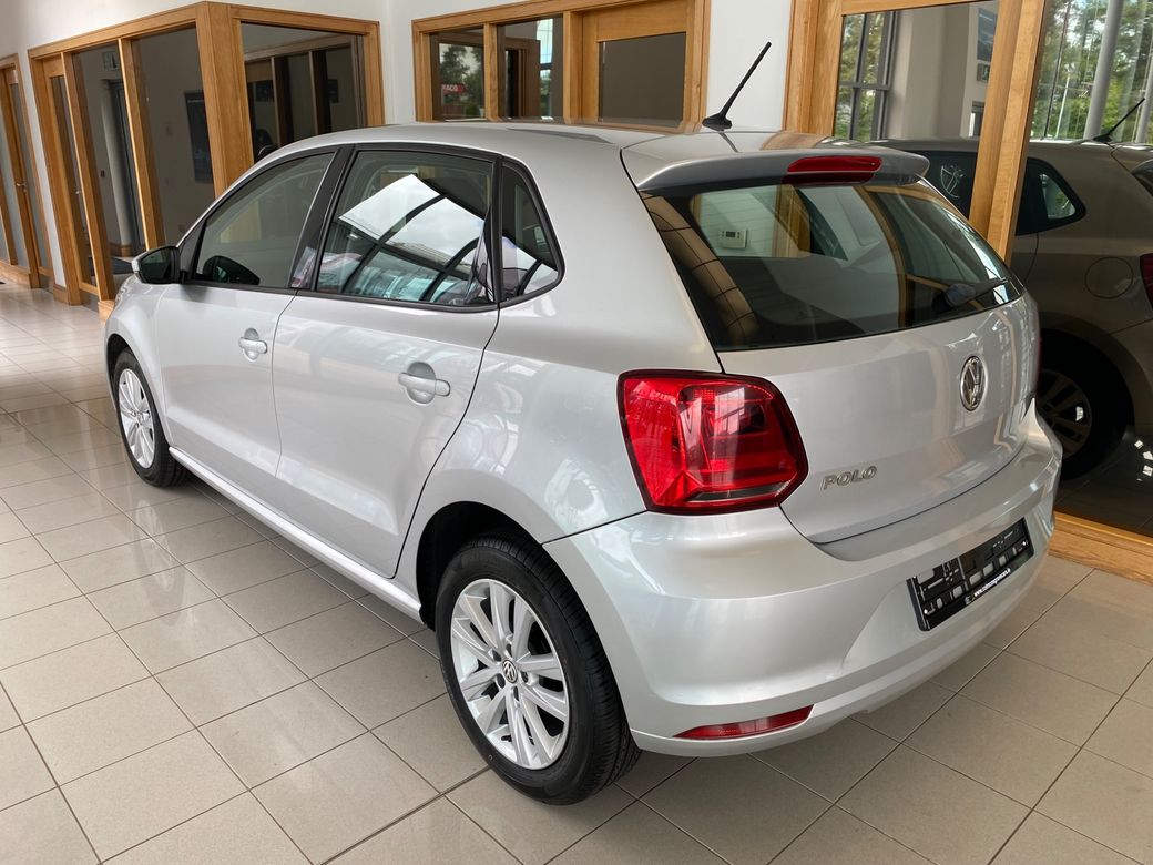 2016 Volkswagen Polo