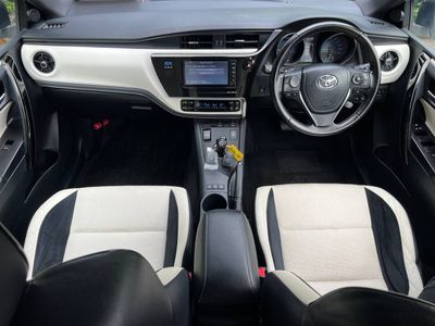 2017 Toyota Auris