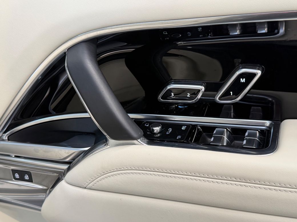 2025 Land Rover Range Rover