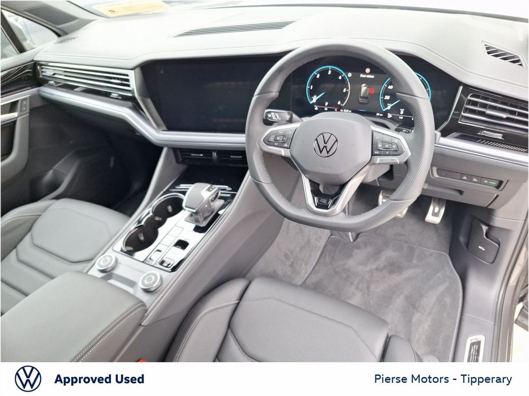 2025 Volkswagen Touareg