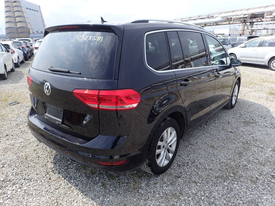 2018 Volkswagen Touran