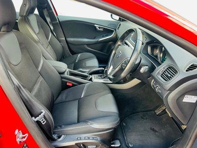 2014 Volvo V40