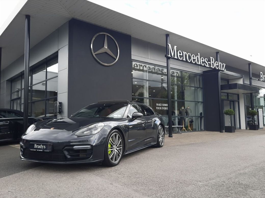 2020 Porsche Panamera