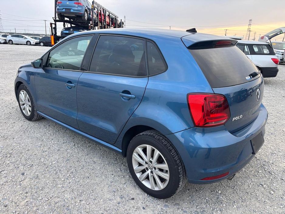 2016 Volkswagen Polo
