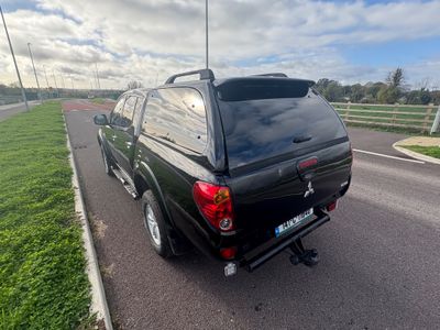 2014 Mitsubishi L200