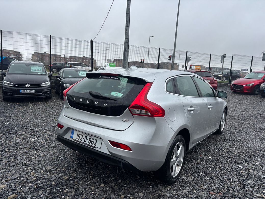 2015 Volvo V40