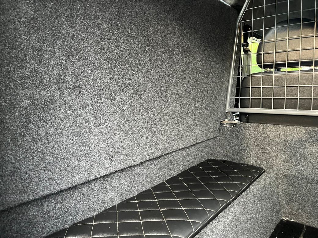 2014 Land Rover Defender 90