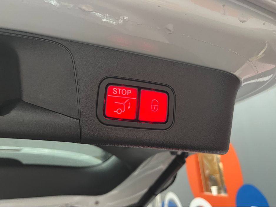 2023 Mercedes-Benz EQB