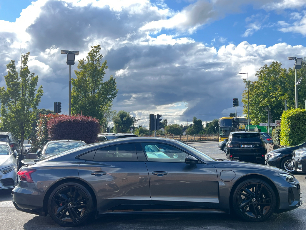 2021 Audi e-tron GT