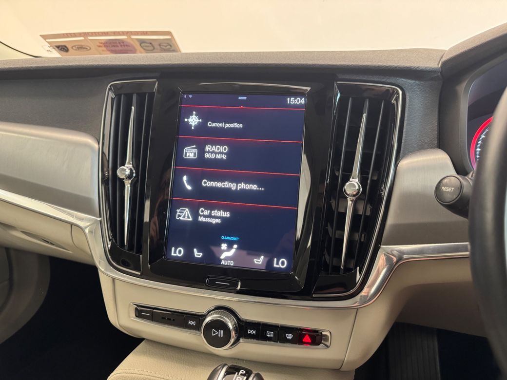 2020 Volvo S90