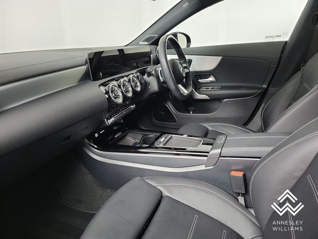 2025 Mercedes-Benz CLA Class