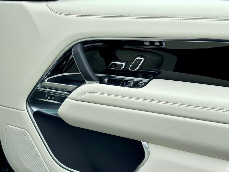 2026 Land Rover Range Rover