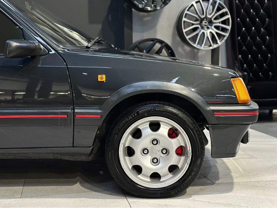 1990 Peugeot 205