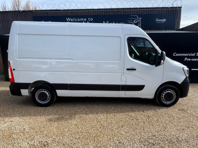 2022 Renault Master