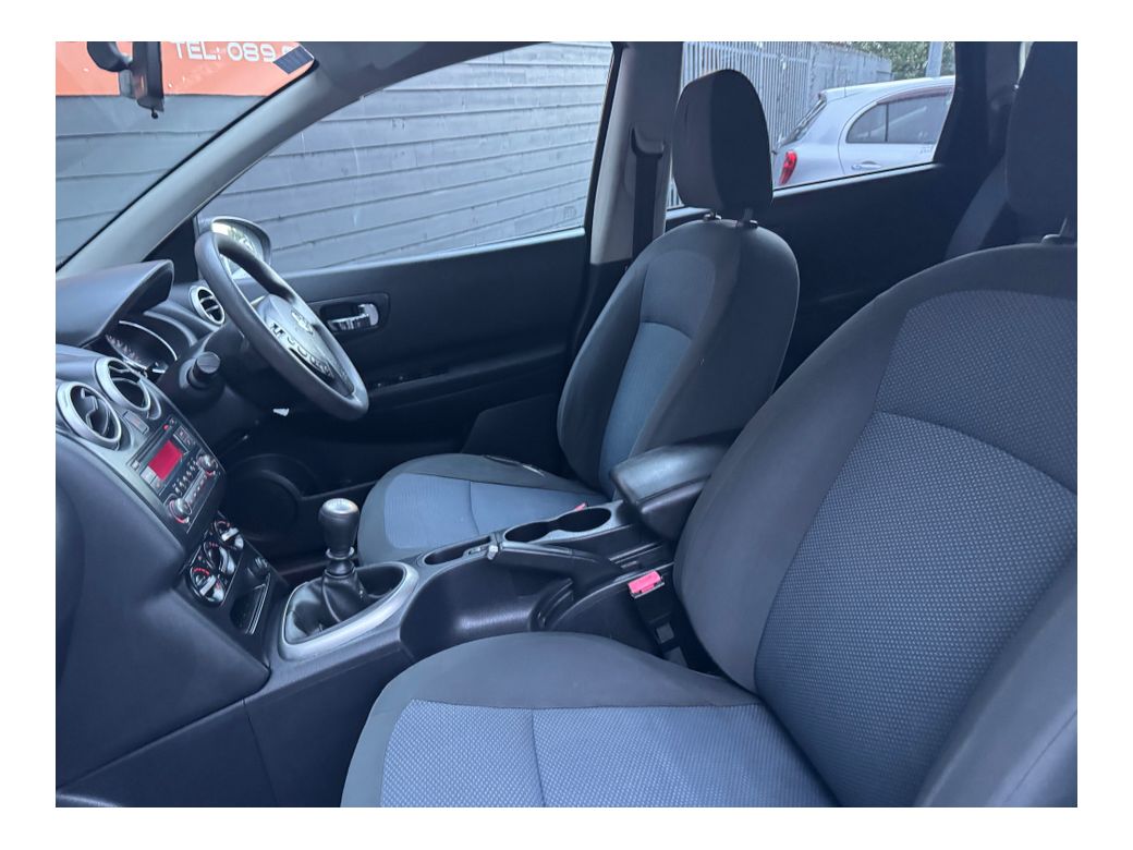 2013 Nissan Qashqai +2