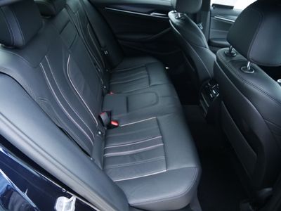 2022 BMW 5 Series