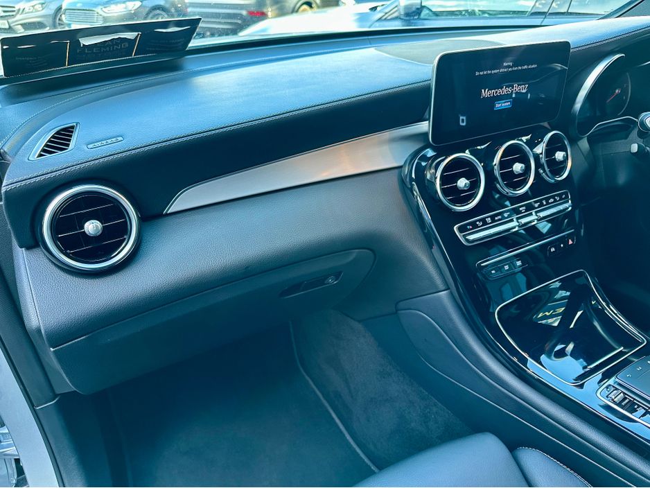 2022 Mercedes-Benz GLC Class