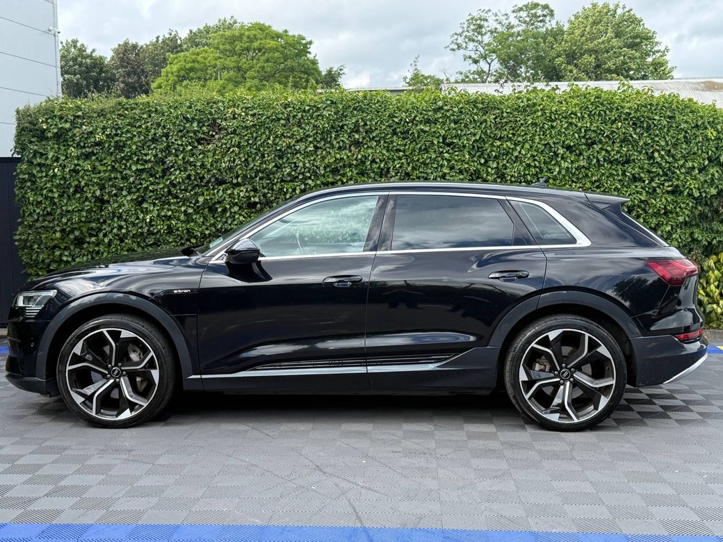 2021 Audi e-tron