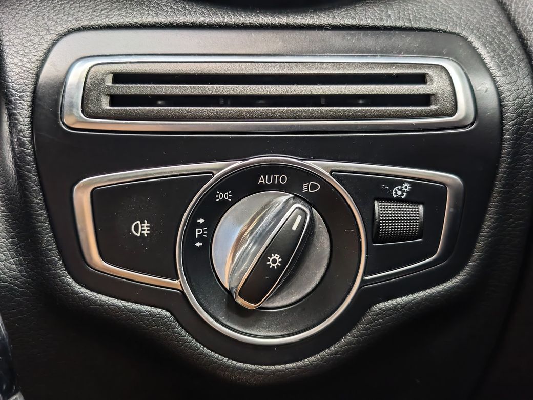 2018 Mercedes-Benz C Class