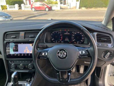 2018 Volkswagen Golf