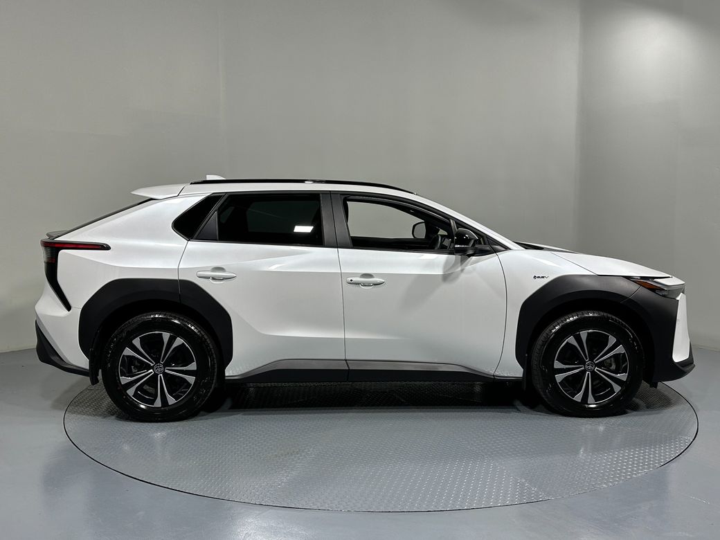 2025 Toyota bZ4X