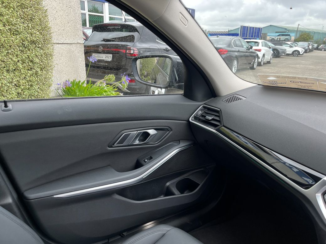 2021 BMW 3 Series