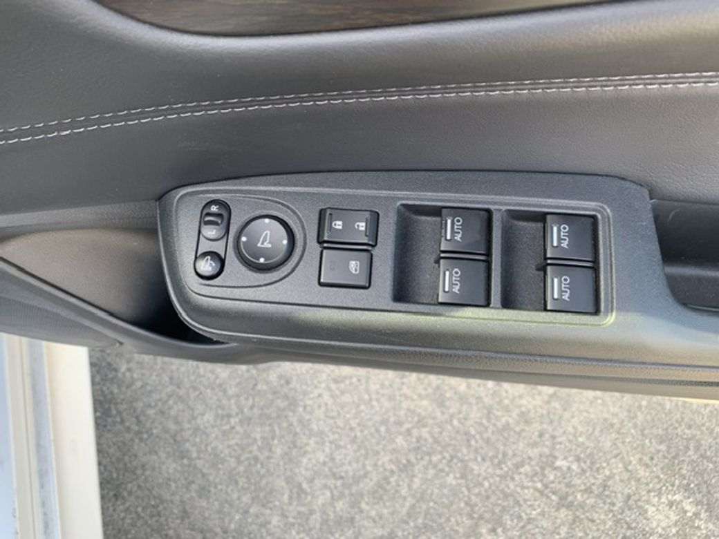 2016 Honda Jade