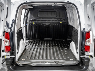 2024 Peugeot Partner