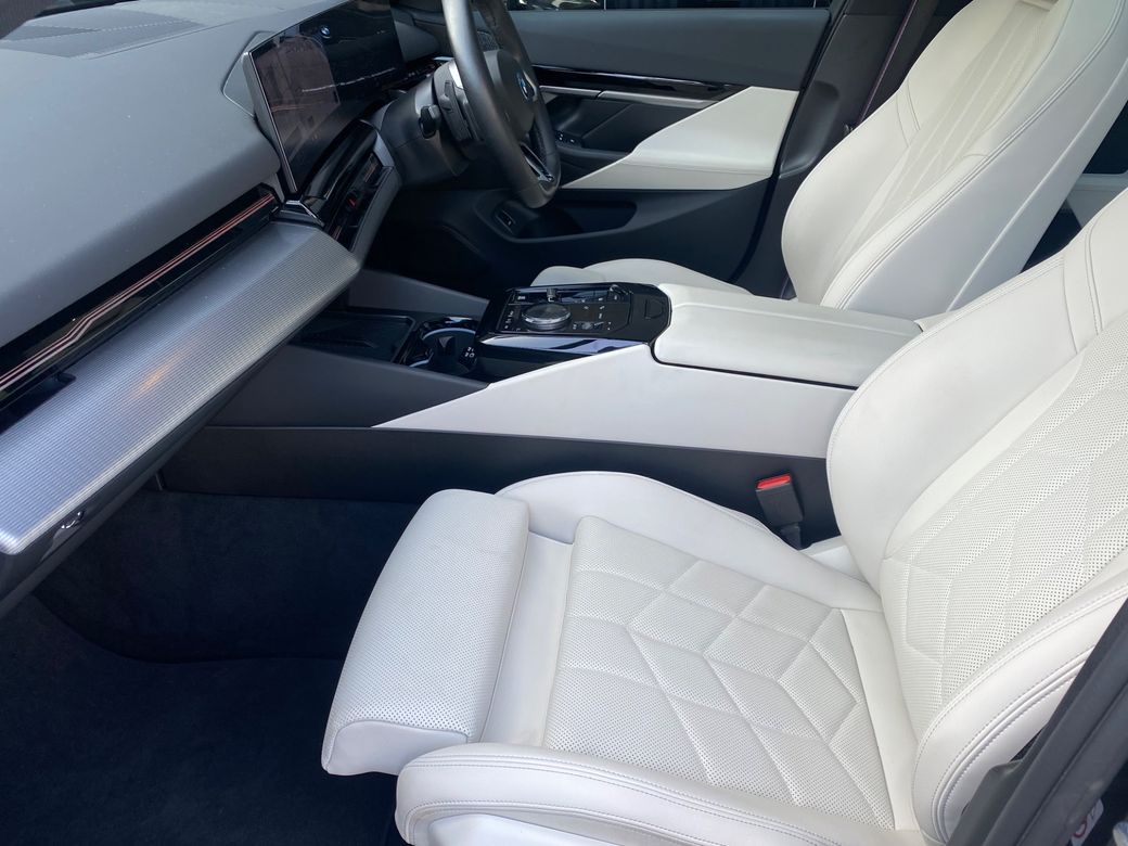 2025 BMW 5 Series