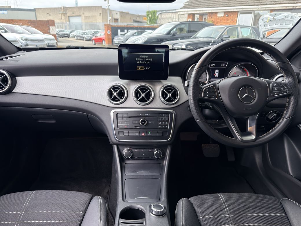 2016 Mercedes-Benz GLA 180