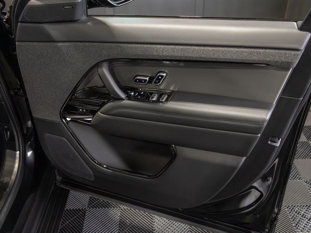 2024 Land Rover Range Rover Sport