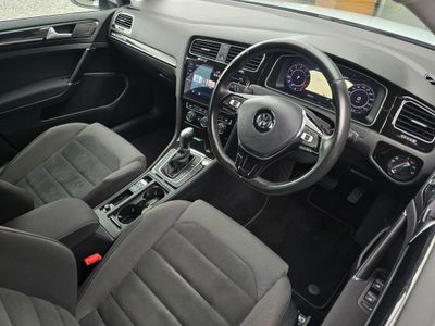 2017 Volkswagen Golf