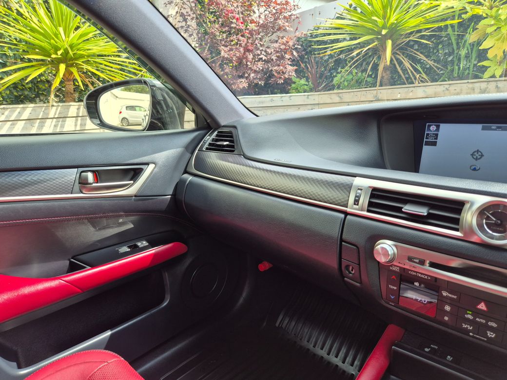 2018 Lexus GS 300H