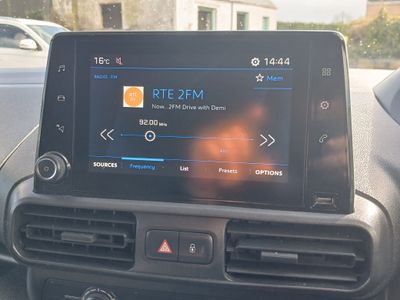 2020 Peugeot Partner