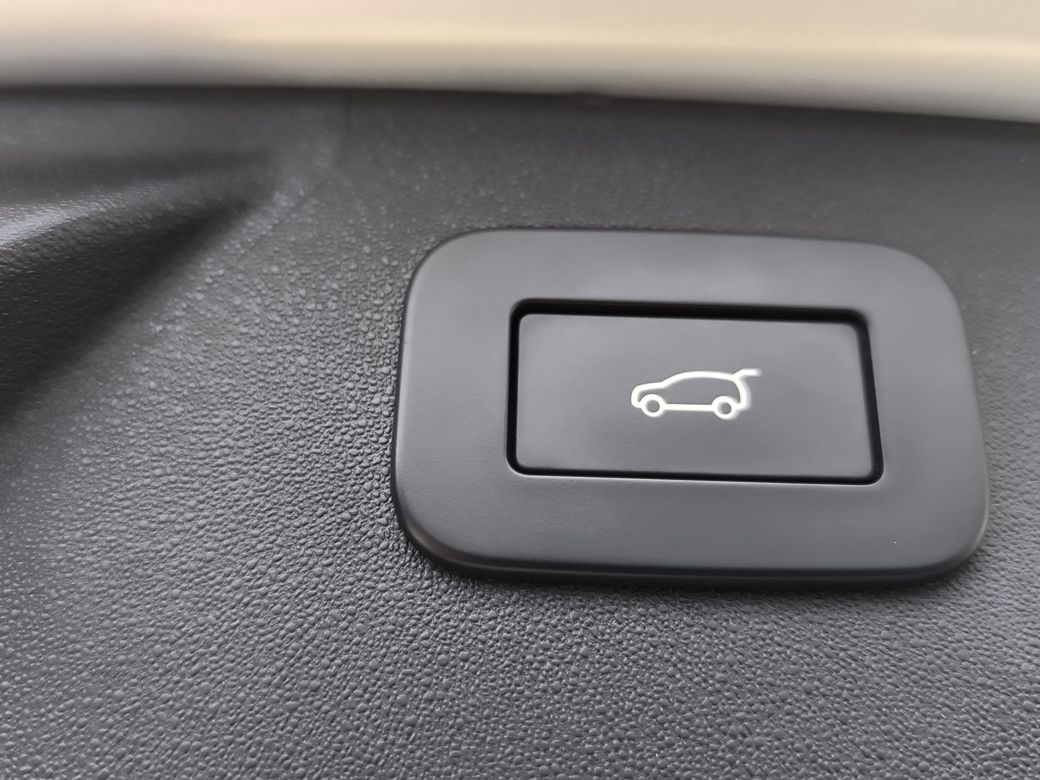 2023 Land Rover Discovery Sport