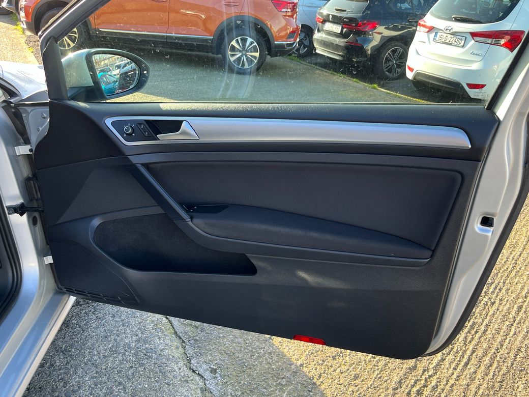 2019 Volkswagen Golf