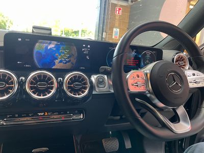 2023 Mercedes-Benz EQB