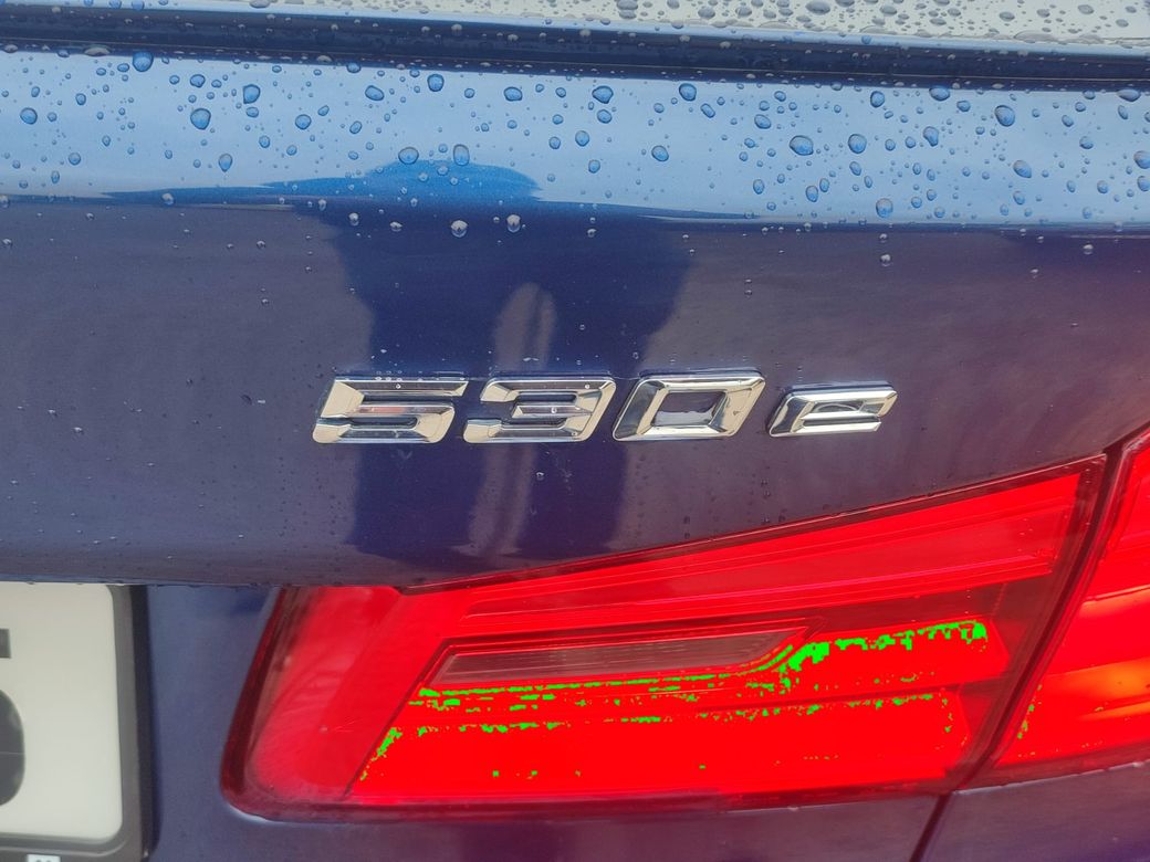 2019 BMW 530