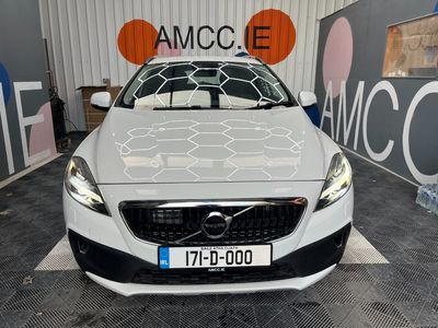 2017 Volvo V40 Cross Country