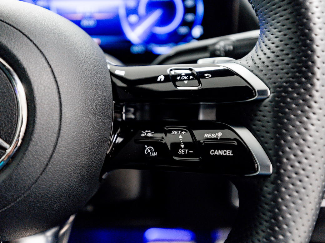 2025 Mercedes-Benz EQA