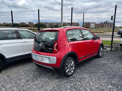 2015 Volkswagen up!
