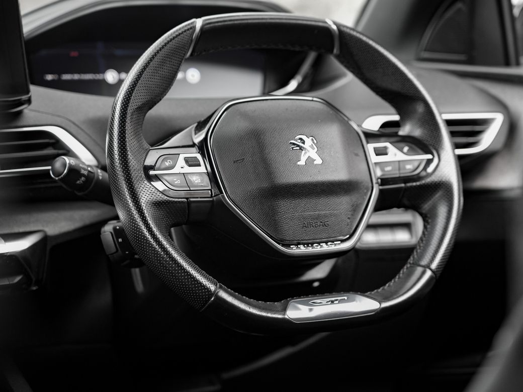 2022 Peugeot 5008