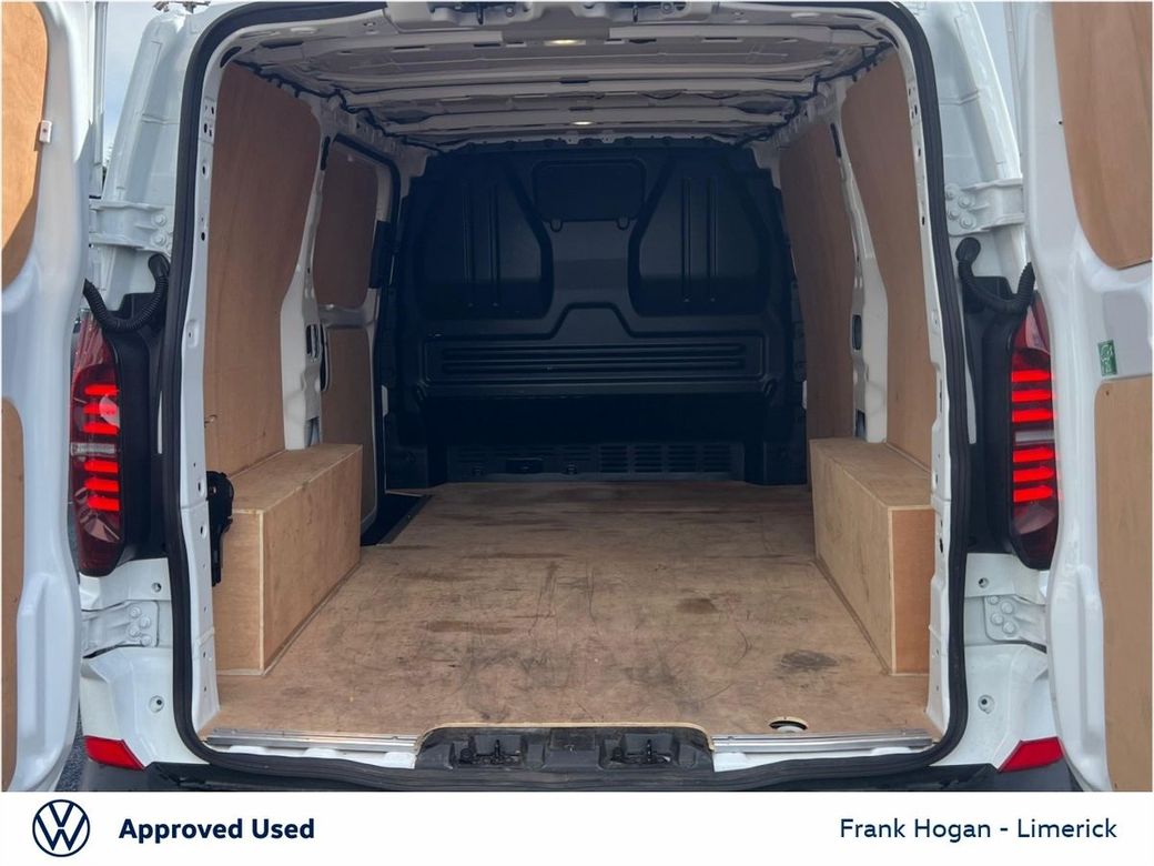 2025 Volkswagen Transporter