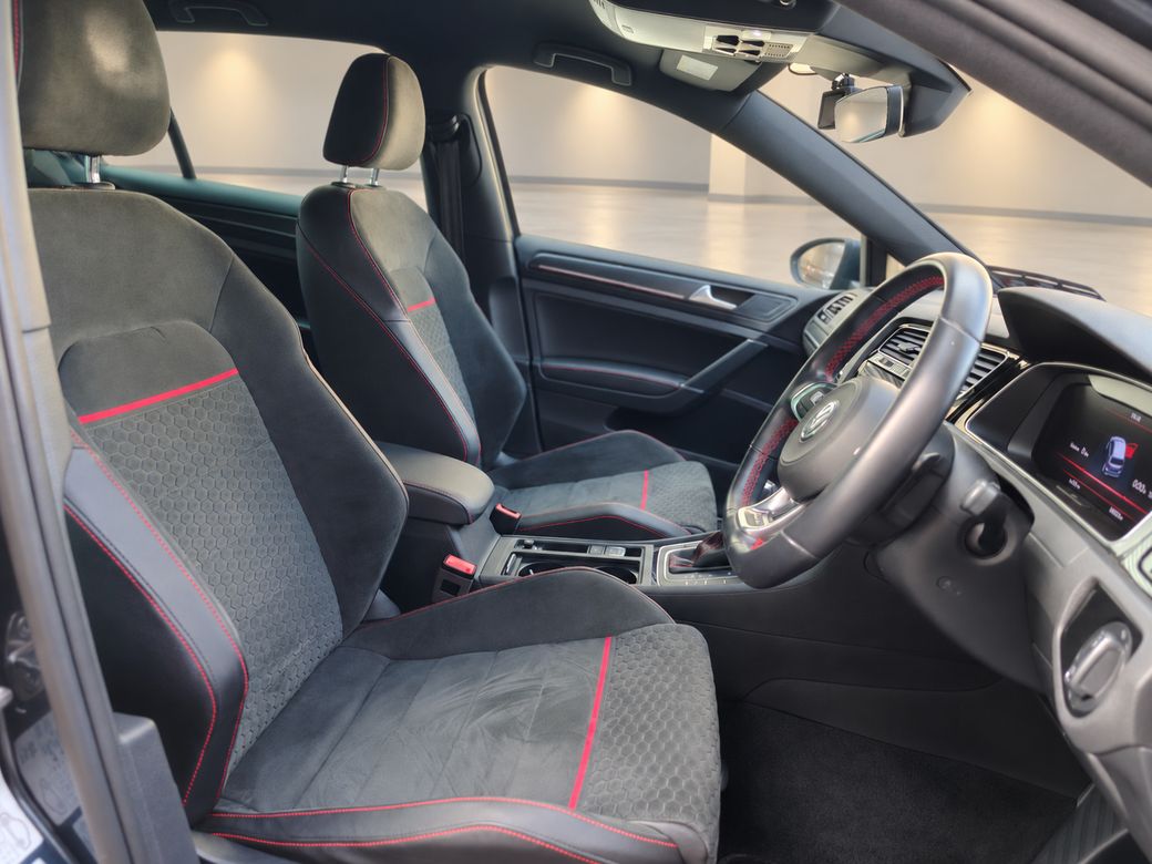 2017 Volkswagen Golf