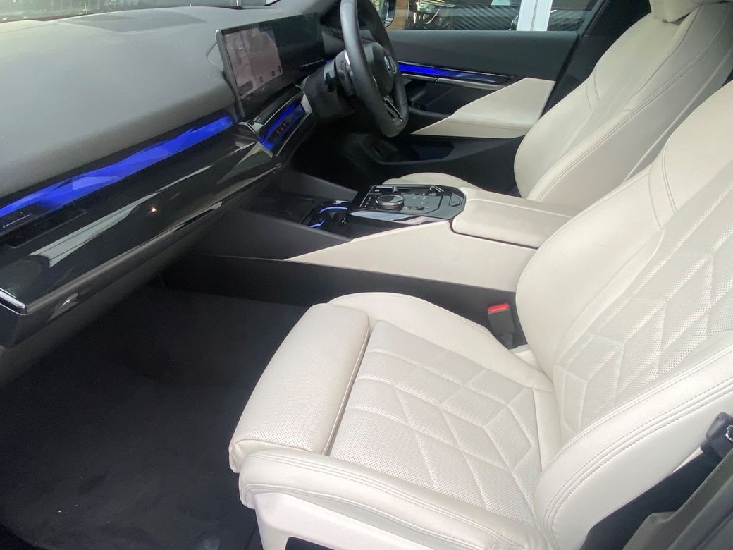 2025 BMW 5 Series