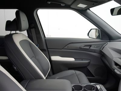 2026 Kia EV5