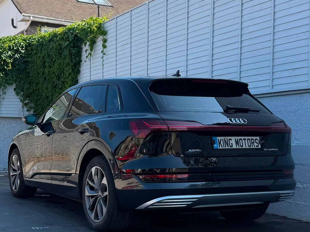 2022 Audi e-tron