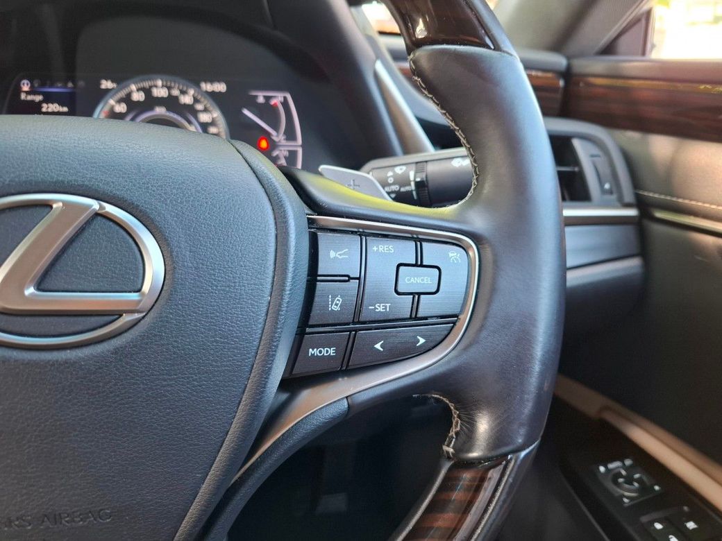 2021 Lexus ES 300h